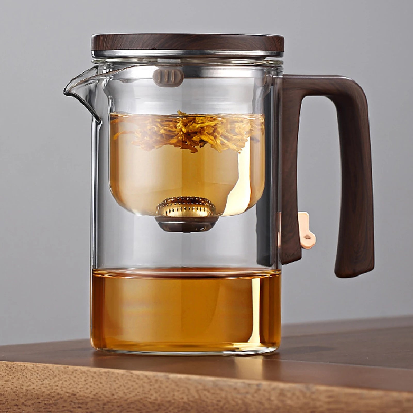 Elegant Glass Teapot with Wooden Handle & Infuser: Brew Perfect Tea