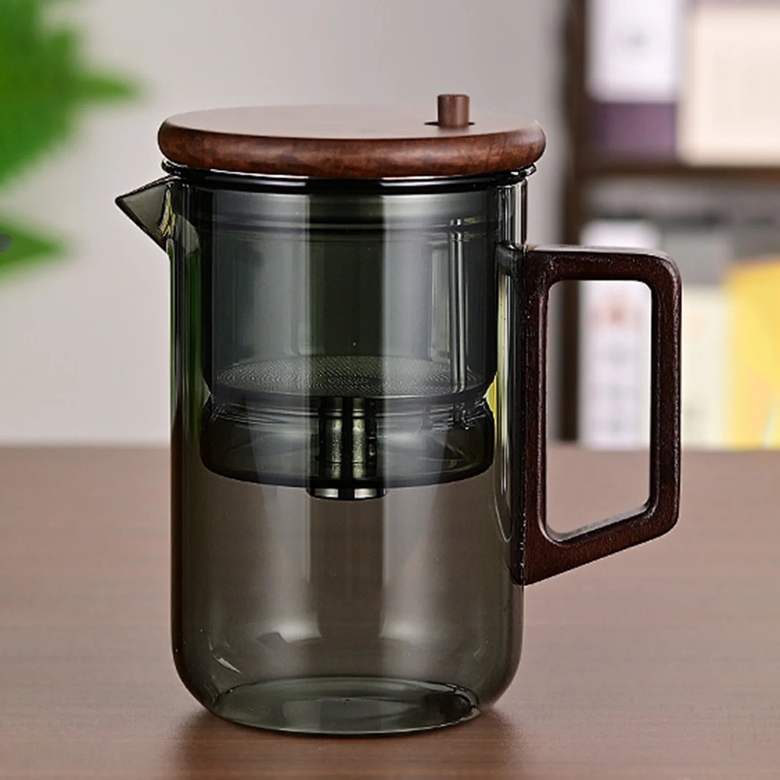 Elegant Glass Teapot with Wooden Handle & Infuser: Brew Perfect Tea